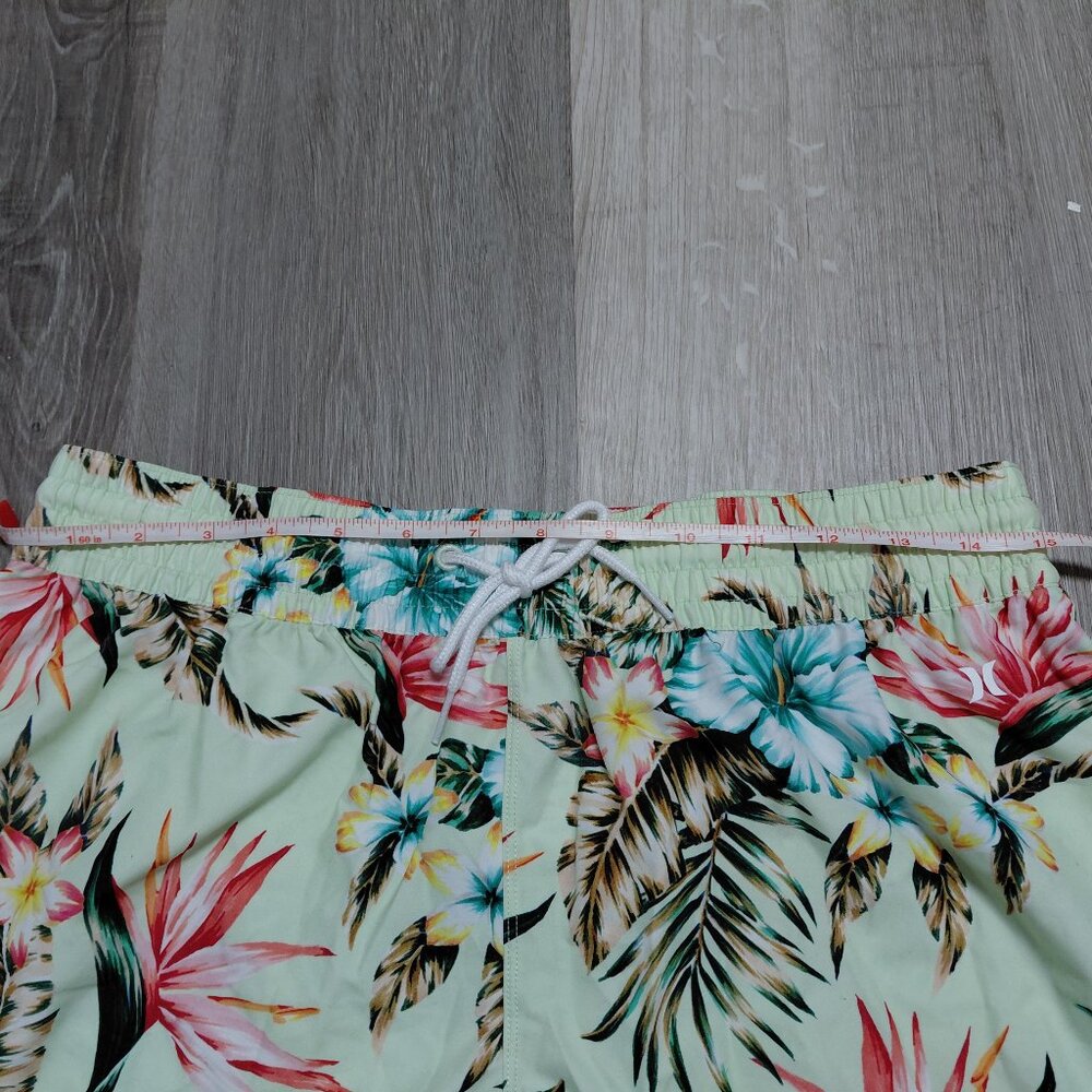 Hurley Shorts | Hurley Volley Boardshorts | Color: Pink & Floral | Size: S - Picture 13 of 15